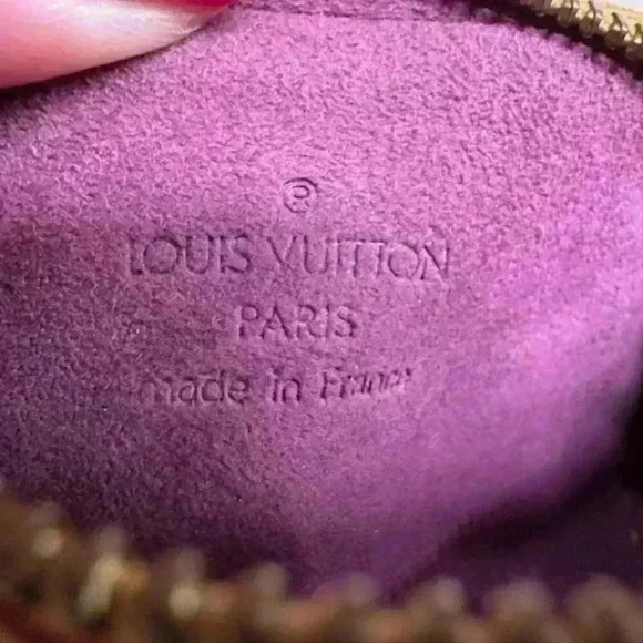 🔥🔥 Authentic Louis Vuitton Yellow Epi Mini Papillon LV Wristlet/Tote/Bag - Picture 11 of 14